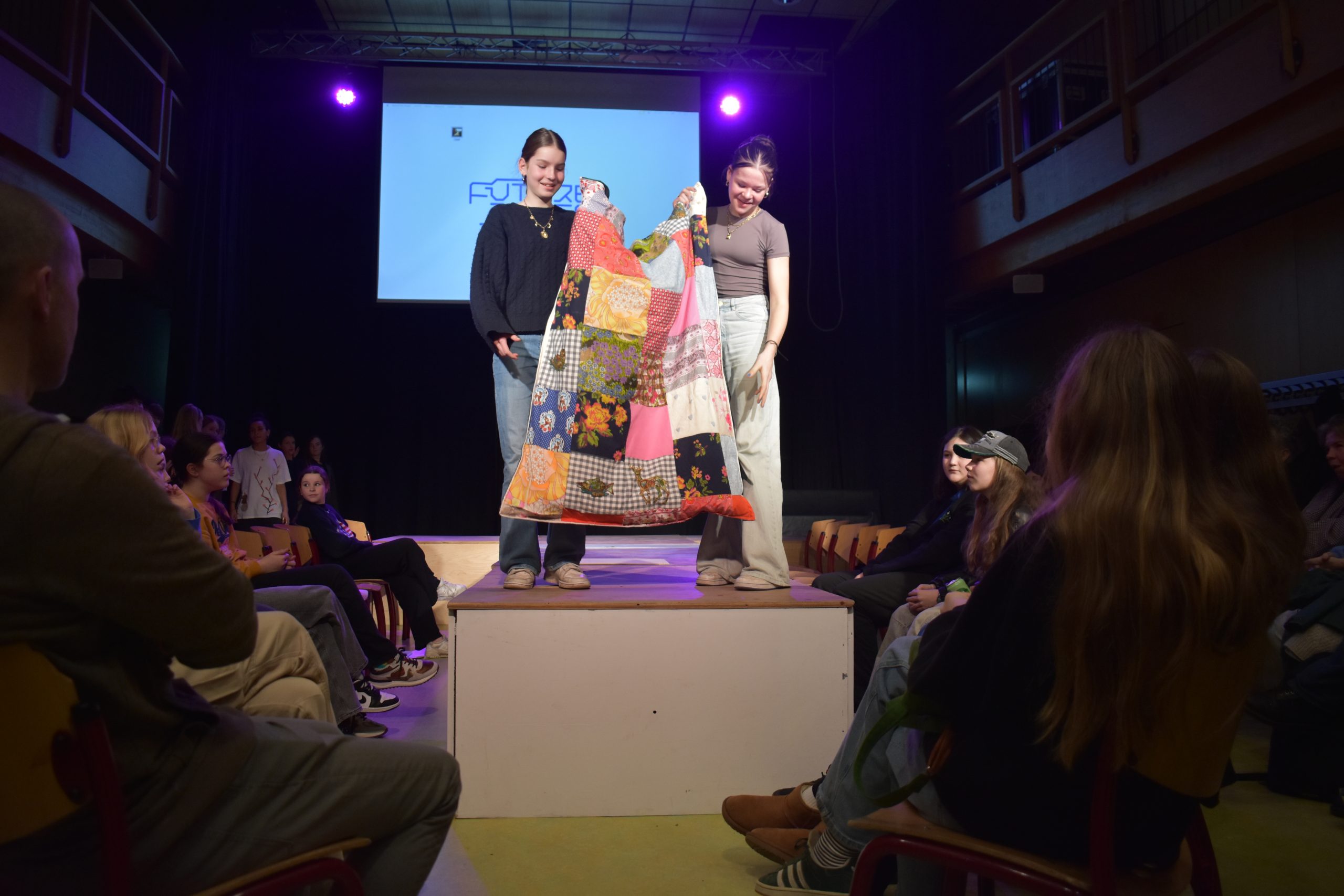 Analoog en digitaal stoeien tijdens kunstweken